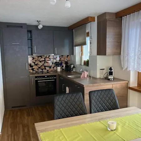 Haus Castello 萨斯阿尔马格尔